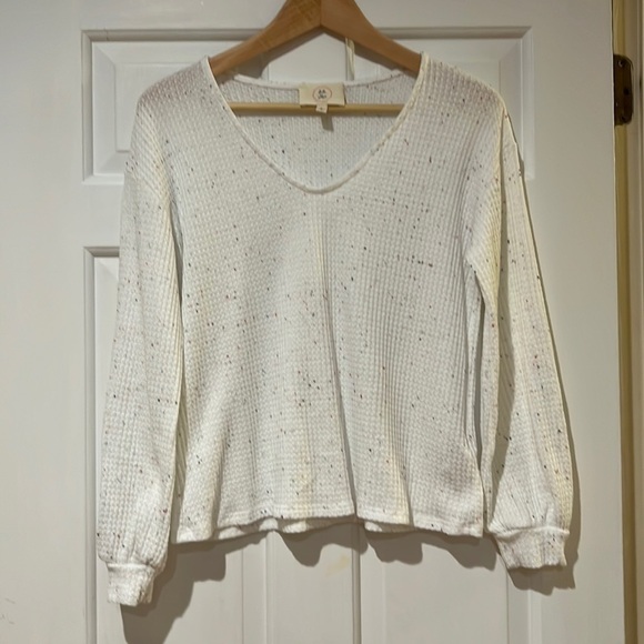 Ella Mare (Anthropologie) long sleeve v neck waffle tee - Picture 1 of 7
